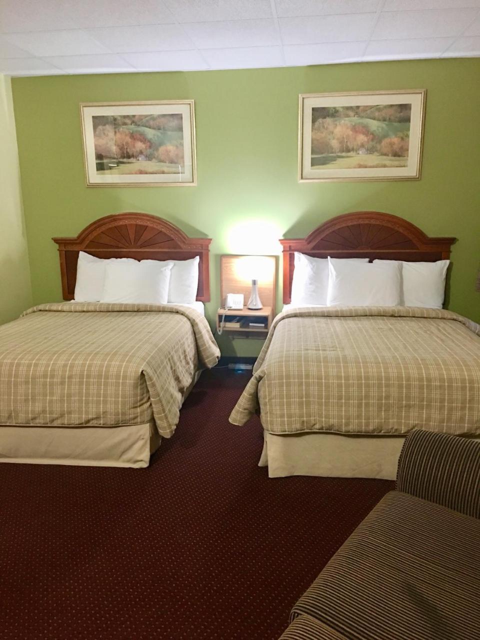 Valley Motel 2*